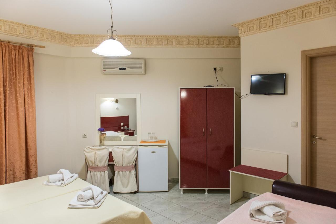 Hotel Aigli Fárszala Kültér fotó