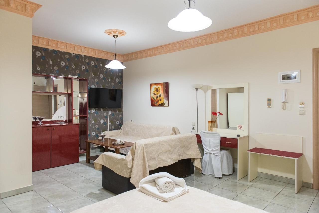 Hotel Aigli Fárszala Kültér fotó