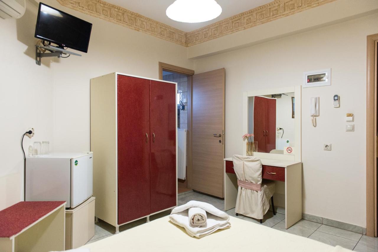Hotel Aigli Fárszala Kültér fotó