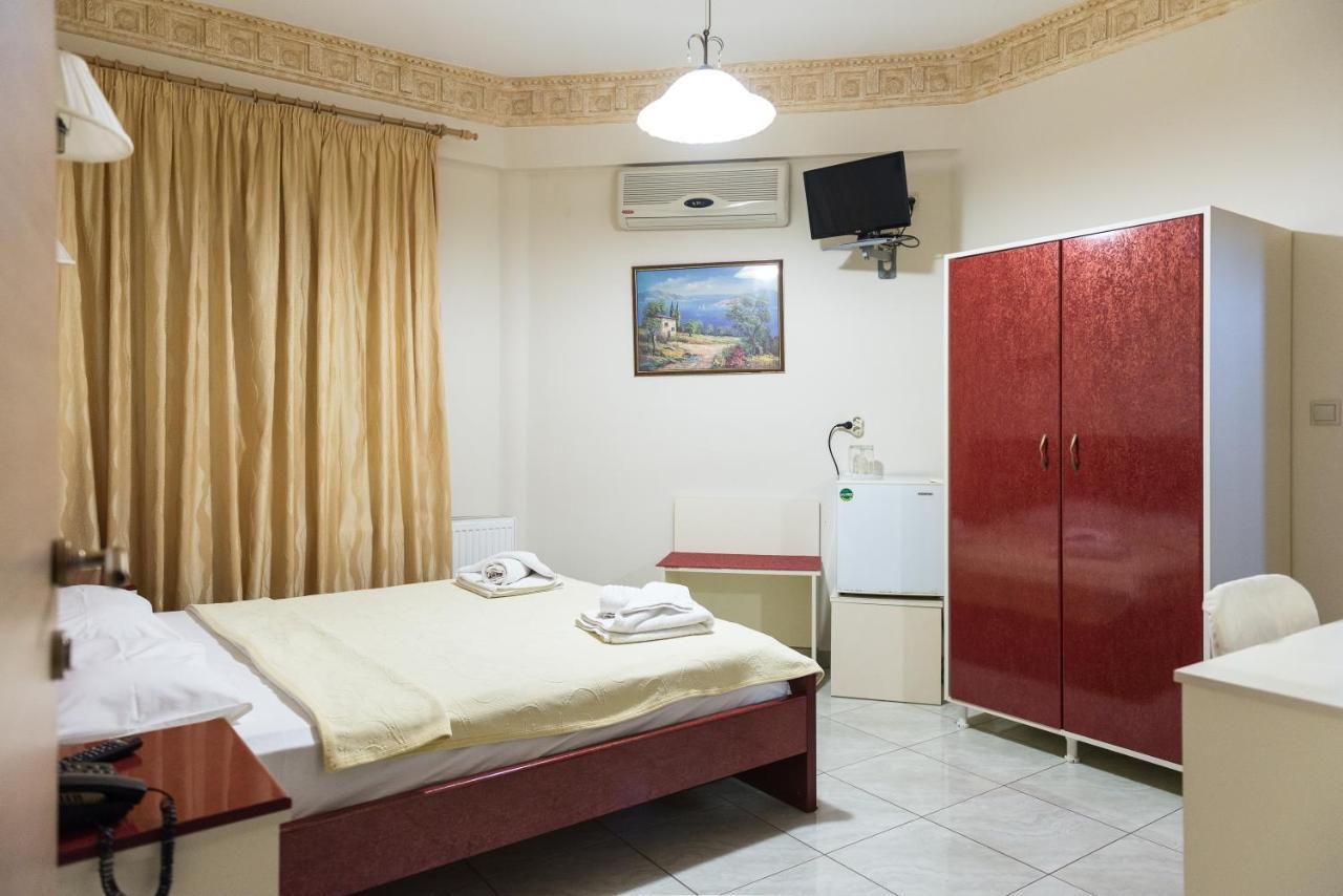 Hotel Aigli Fárszala Kültér fotó