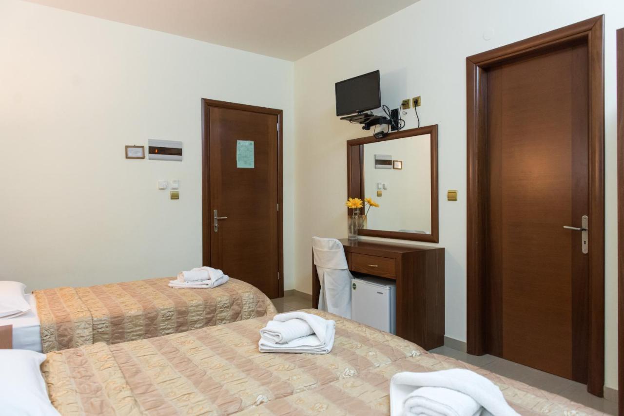 Hotel Aigli Fárszala Kültér fotó